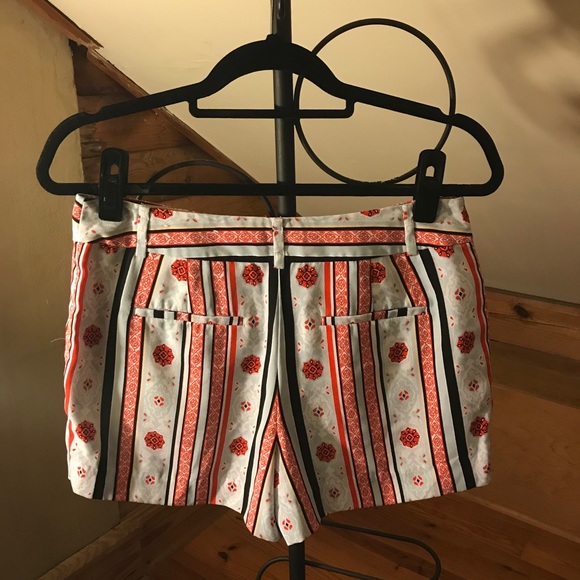 Loft Outlet Blue Red Dress Shorts, EUC, 2 - Picture 2 of 13